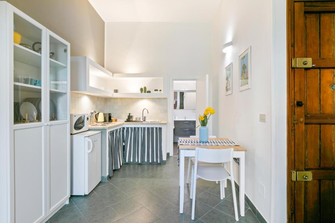 Stylish Flat Maqueda Apartment ปาแลร์โม ภายนอก รูปภาพ