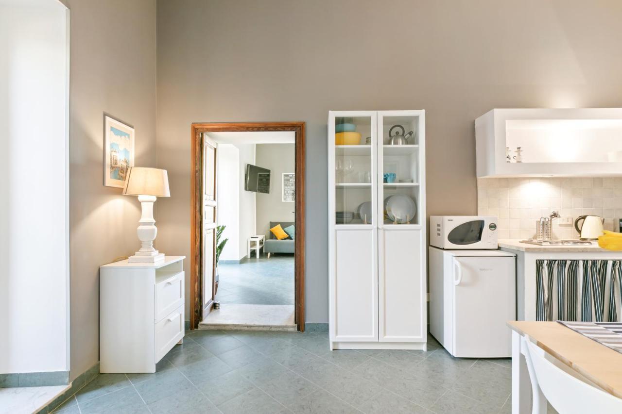 Stylish Flat Maqueda Apartment ปาแลร์โม ภายนอก รูปภาพ
