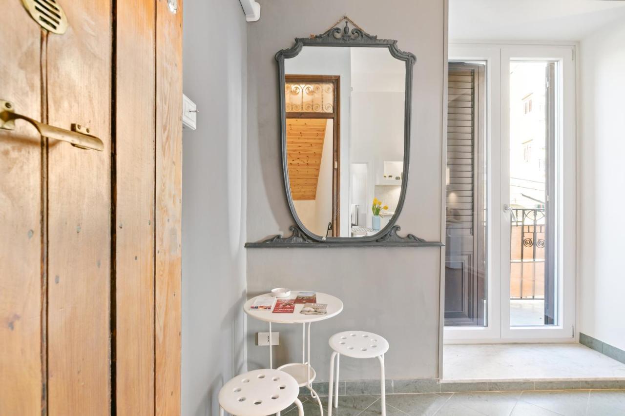 Stylish Flat Maqueda Apartment ปาแลร์โม ภายนอก รูปภาพ
