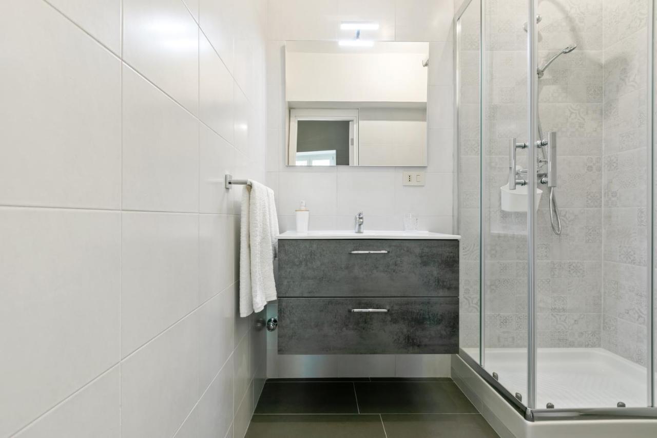 Stylish Flat Maqueda Apartment ปาแลร์โม ภายนอก รูปภาพ